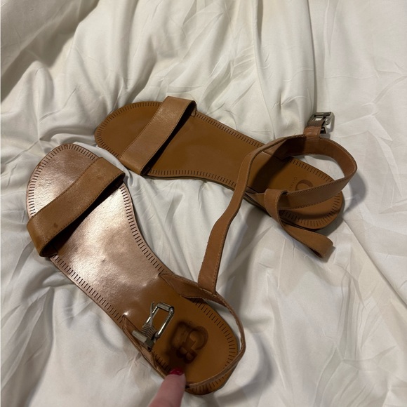 Gianni Bini brown sandals
Women Size 9 - Picture 2 of 2